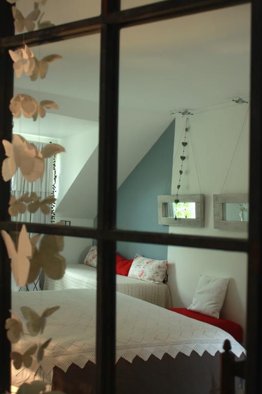 Maison Prairie Bonheur Bed and Breakfast Magny-les-Hameaux Exteriör bild
